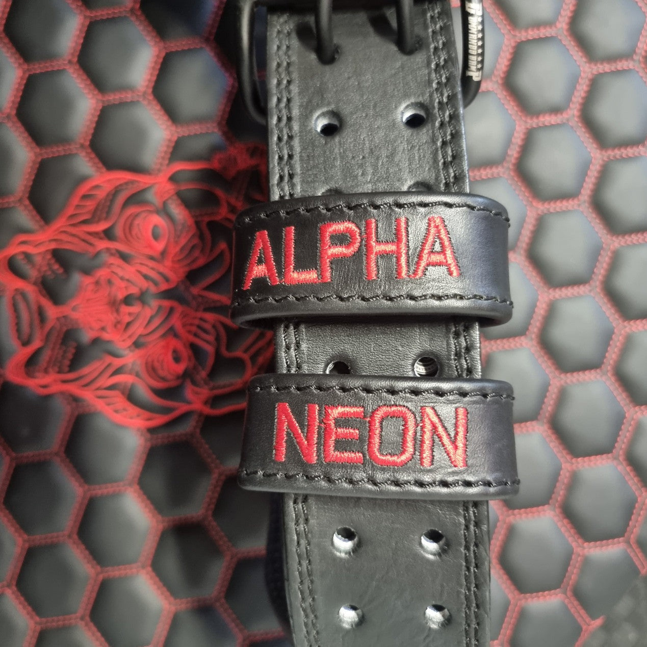 ALPHA NEON® DARKSIDE® WEIGHTLIFTING BELT