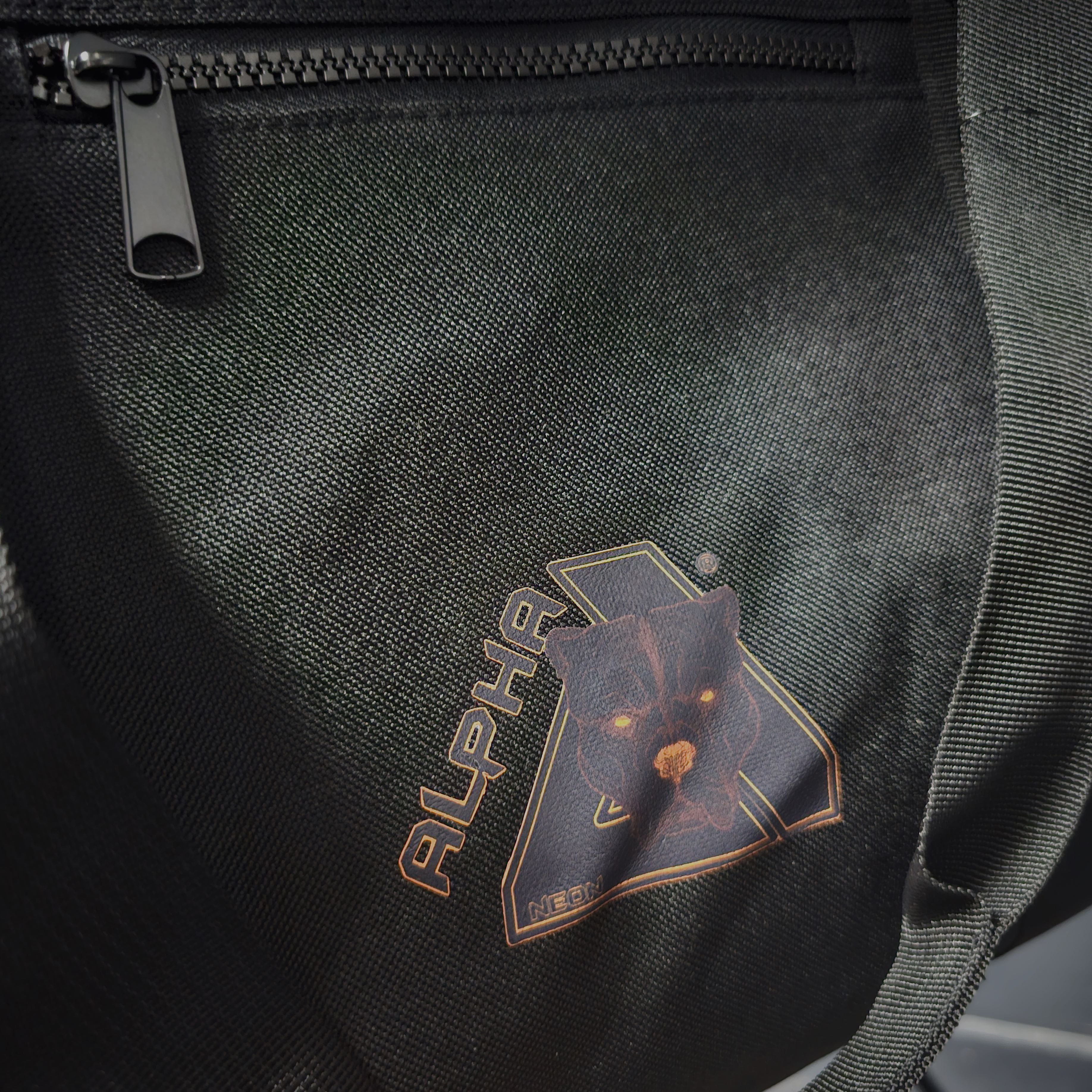 DARKSIDE® BARRELL BAG
