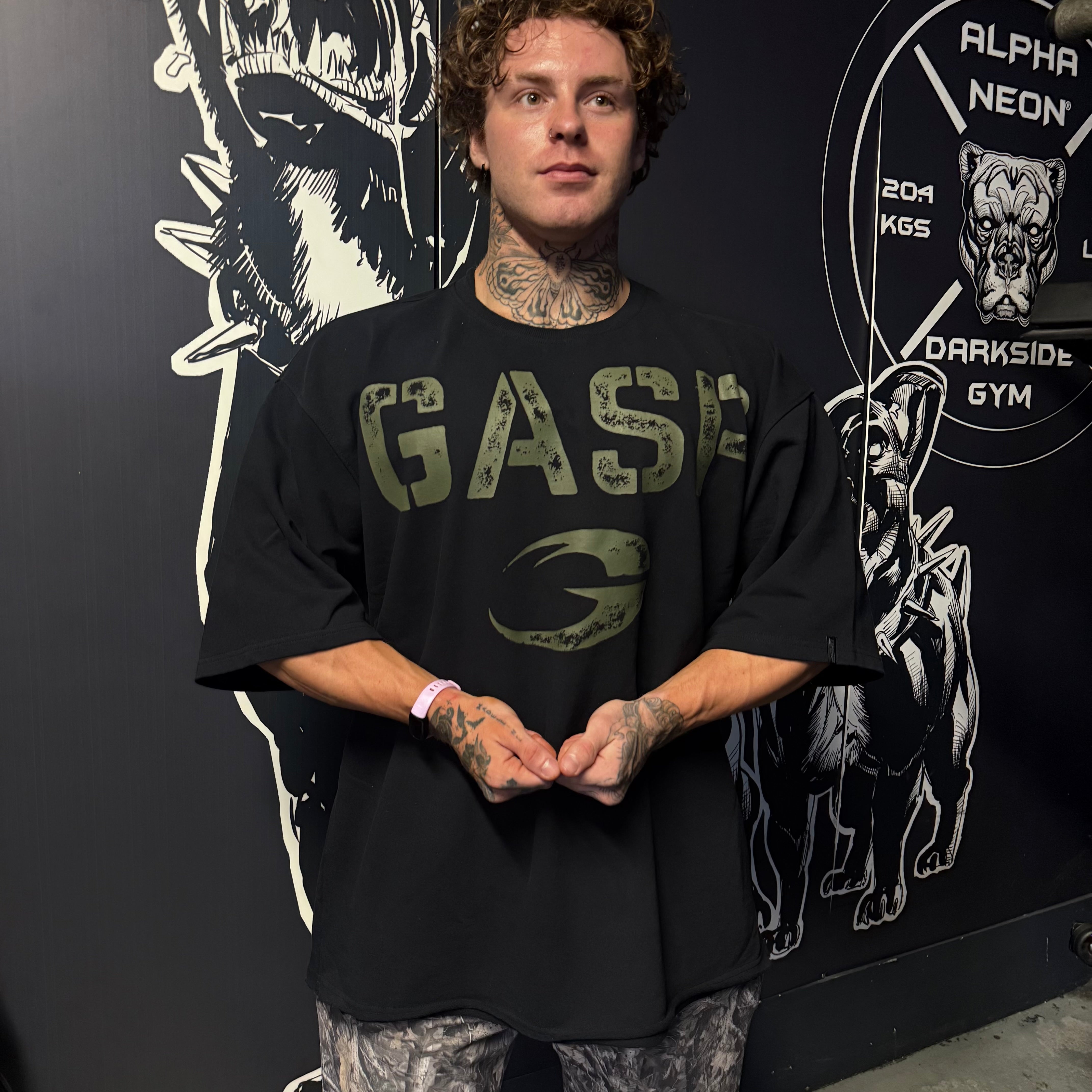 GASP x ALPHA NEON -  HEAVYWEIGHT IRON TEE